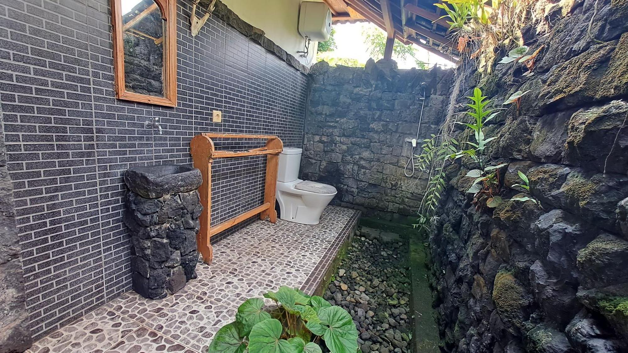 The Bukit Artha Bed & Breakfast Karangasem  Exterior photo